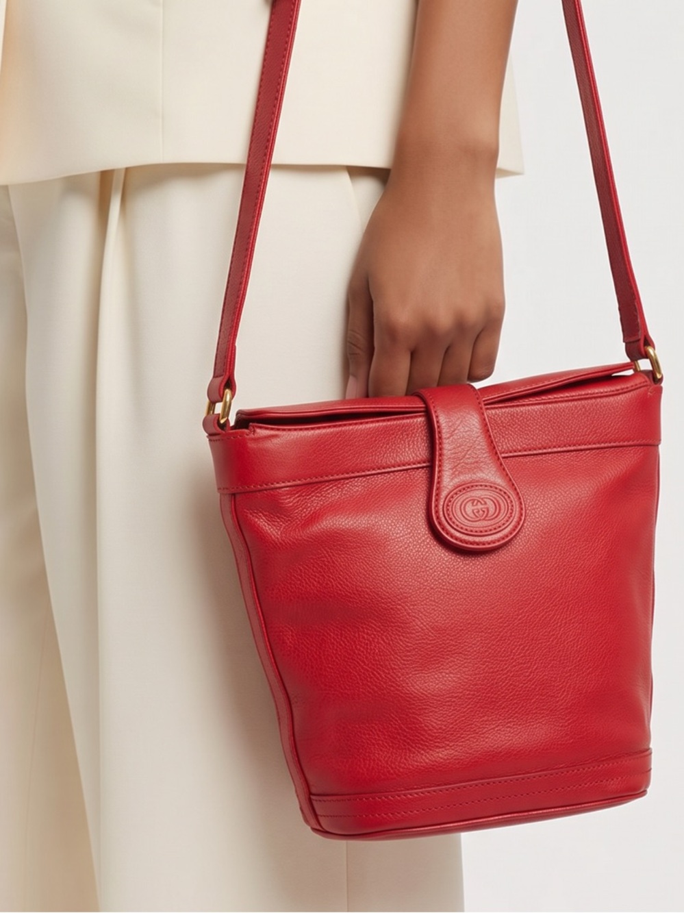 GORGEOUS GG MARMONT VINTAGE SHOULDER BAG GUCCI.